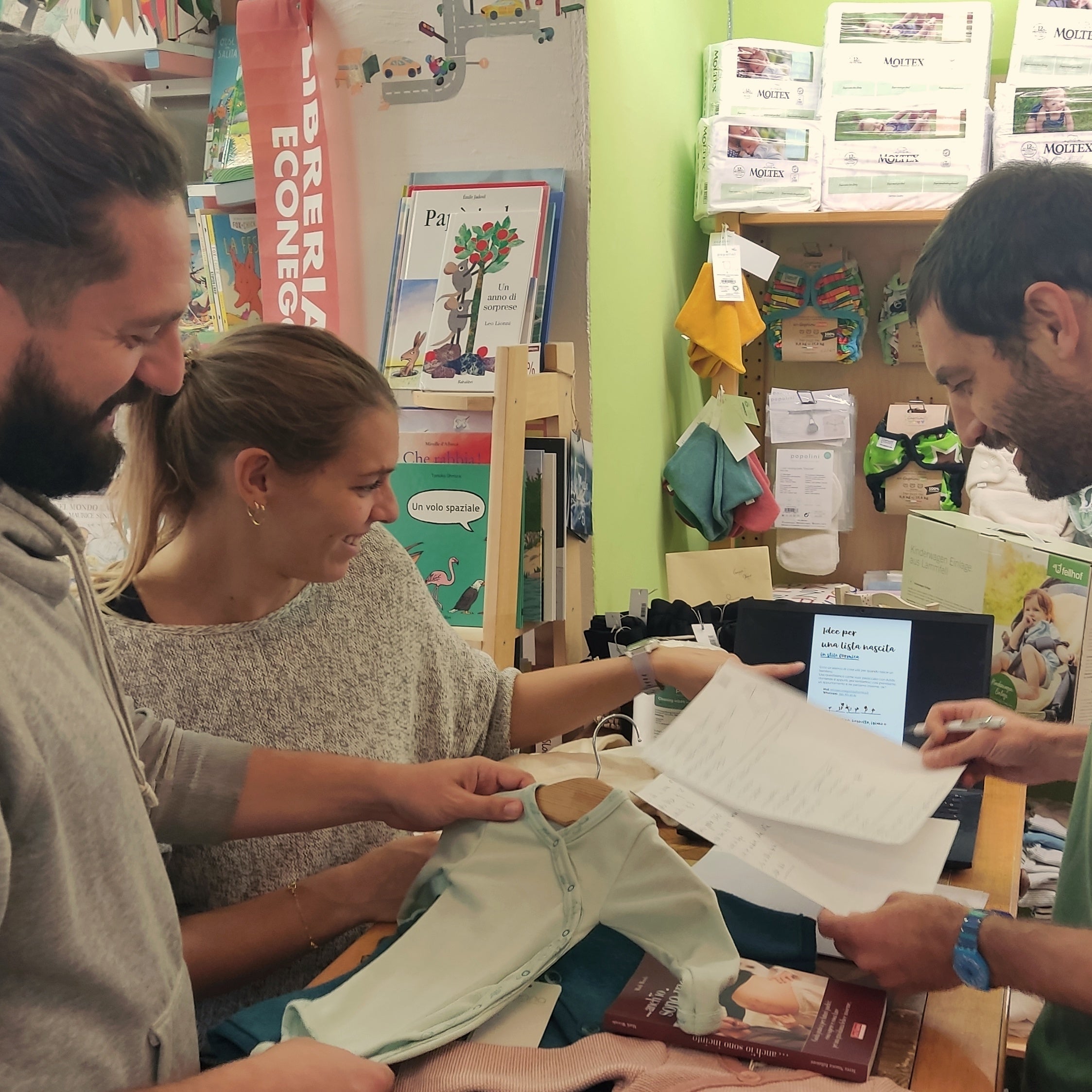 Una lista nascita in "stile formica"