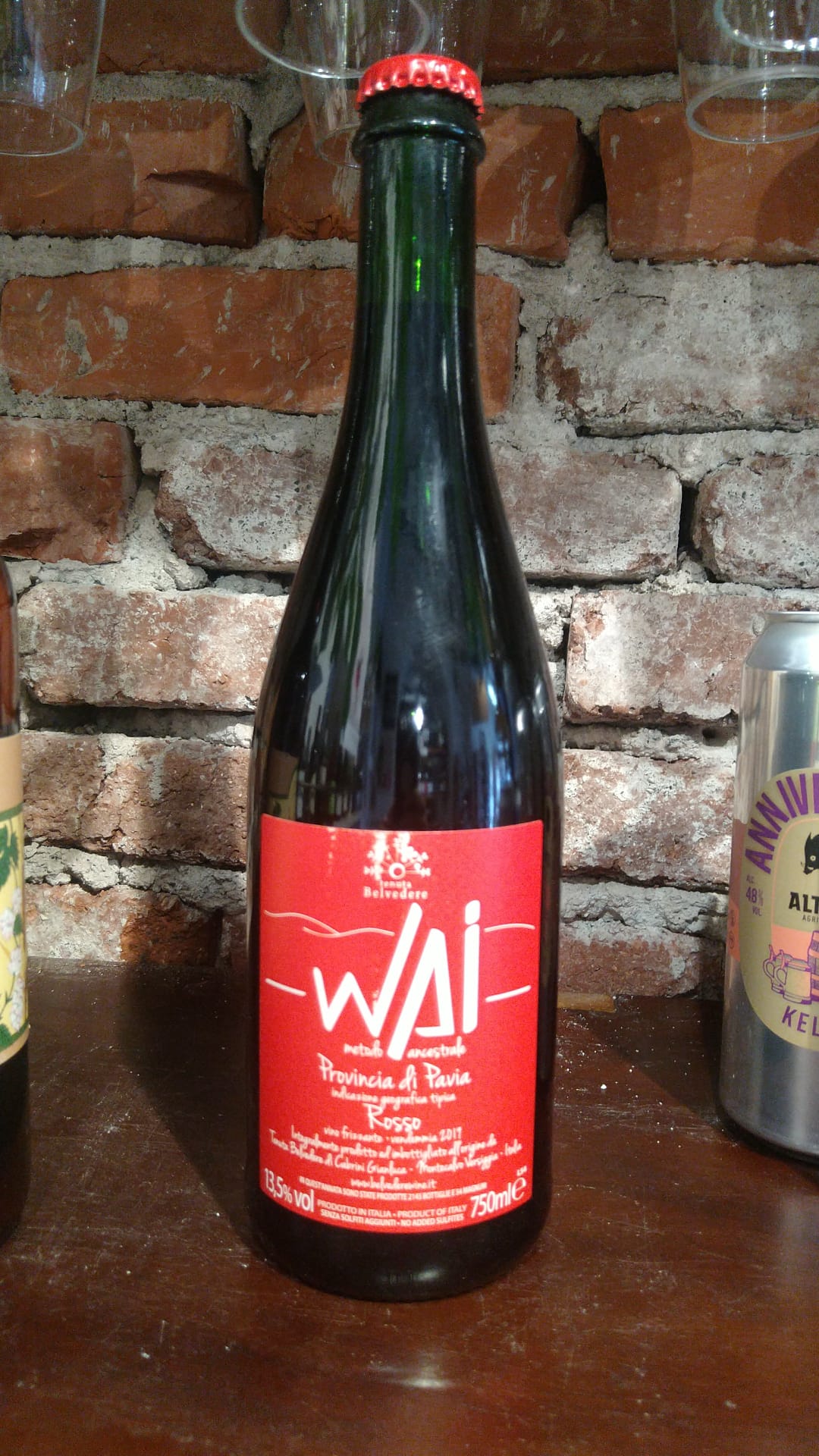 Vino Rosso WAI Frizzante 2017 Belvedere 0,75 cl